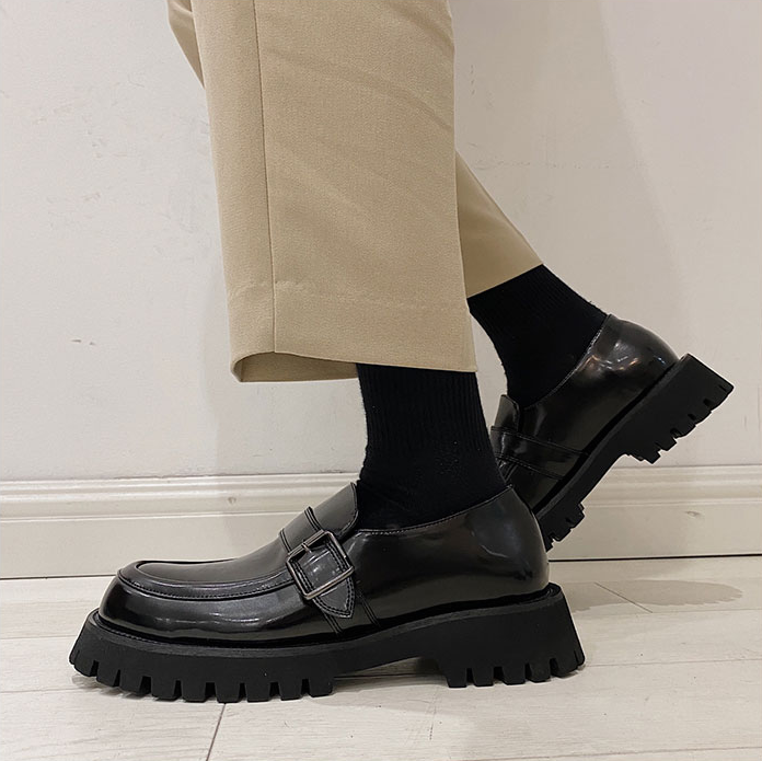 Buckle Thick-Soled Retro Round Toe Small Leather Shoes