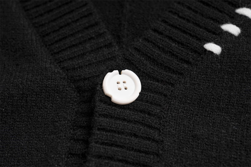 Contrast Color Rope Twisted Flower V-neck Sweater Coat