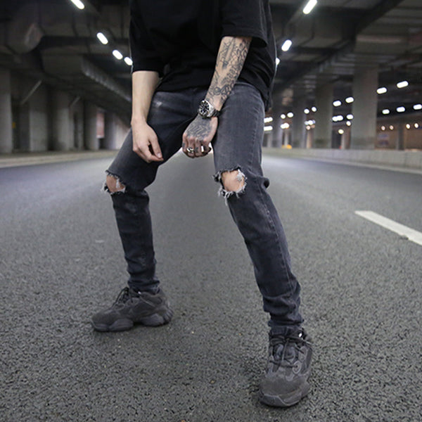 Small knee hole jeans men