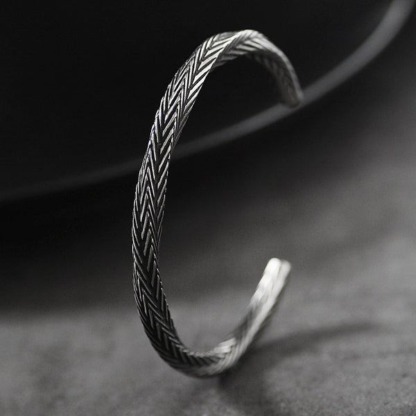 Pattern bracelet men