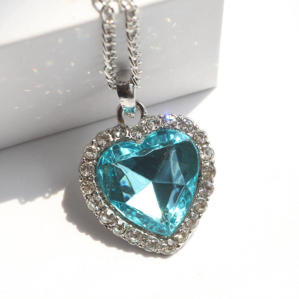 Love Sweater Chain Crystal Heart Titanic Ocean
