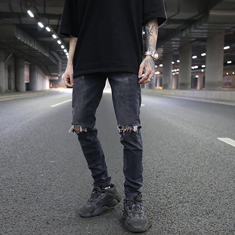 Small knee hole jeans men