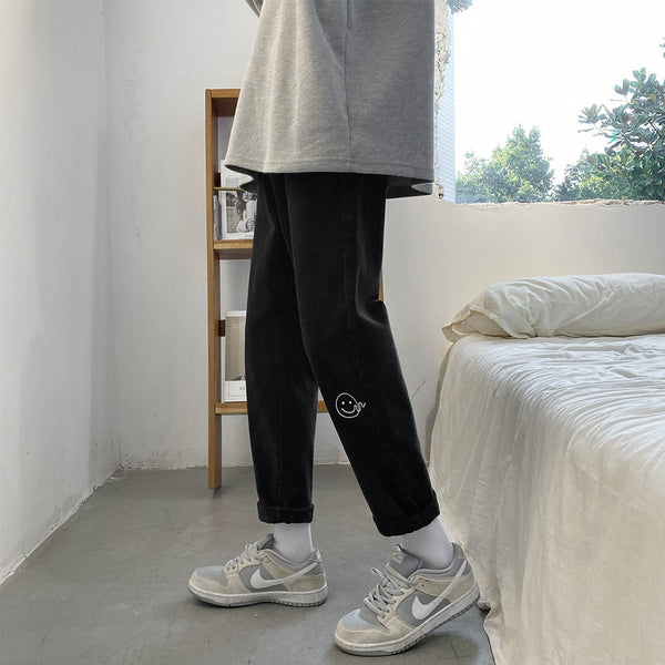 Spring And Summer Small Foot Tapered jeans
